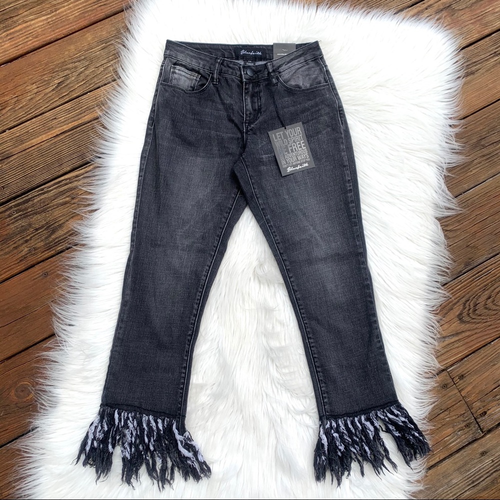 Bluefaith Women’s Fringe Hem Black Jeans Size 5/6 NWT
